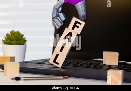 FAIL testo di parola scritto in blocchi di cubo di legno su sfondo blu Foto Stock