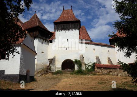 Kirchenburg Deutsch-Weisskirch, Kirche der Evangelischen Kirche Augsburger Bekenntnisses in Rumänien a Viscri, Kreis Brasov, Region Siebenbürgen, Rum Foto Stock