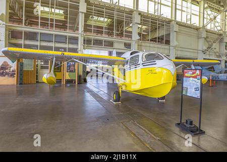 Hawaii, Stati Uniti d'America - Agosto 2016: Repubblica RC-3 Seabee anfibio sport velivolo di 1946. Hangar 37 del Pearl Harbor Aviation Museum. Foto Stock