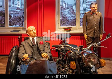 MUSEO LENIN NELLA SALA OPERAIA DI TAMPERE DOVE VLADIMIR ILITCH LENINE E JOSEPH STALIN SI INCONTRARONO SEGRETAMENTE NEL 1905, QUARTIERE KAAKINMAA, TAMPERE, FINLANDIA, EUROPA Foto Stock