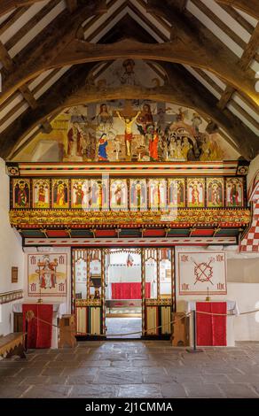 Chiesa di San Teilo ricostruita al National History Museum di St Fagans, Cardiff, Galles Foto Stock