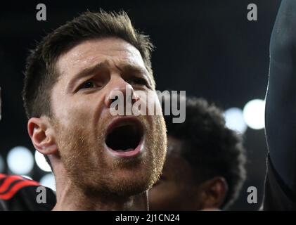 LONDRA, INGHILTERRA - 7 MARZO 2017: Xabi Alonso del Bayern festeggia dopo un gol segnato dalla sua squadra durante la seconda tappa della UEFA Champions League Round del 16 tra l'Arsenal FC e il Bayern Munchen all'Emirates Stadium. Copyright: Cosmin Iftode/Picstaff Foto Stock