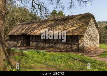 Fienile a graticcio al St Fagans National Museum, Cardiff, Galles. Foto Stock