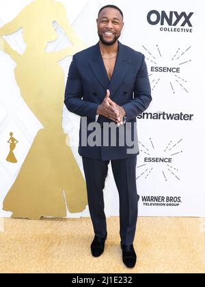 Beverly Hills, Stati Uniti. 25th Mar 2022. BEVERLY HILLS, LOS ANGELES, CALIFORNIA, USA - MARZO 24: Tank arriva all'annuale ESSENCE Black Women in Hollywood Awards 2022 15th Luncheon Anniversary che evidenzia 'l'Universo cinematografico Nero' tenuto al Beverly Wilshire Four Seasons Hotel il 24 Marzo 2022 a Beverly Hills, Los Angeles, California, Stati Uniti. (Foto di Xavier Collin/Image Press Agency) Credit: Image Press Agency/Alamy Live News Foto Stock