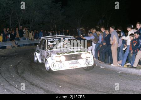 Adartico Vudafieri (ITA) Fabio Penariol (ITA) Fiat 131 Abarth GR4 Jolly Club 2nd posizione Foto Stock