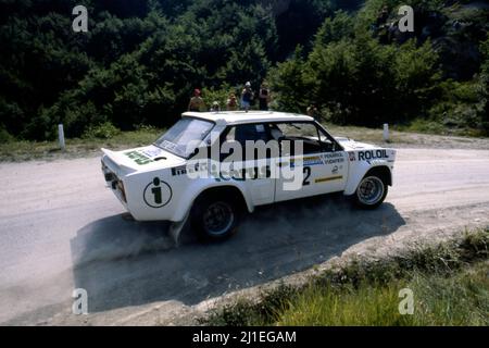 Adartico Vudafieri (ITA) Fabio Penariol (ITA) Fiat 131 Abarth GR4 Jolly Club Foto Stock