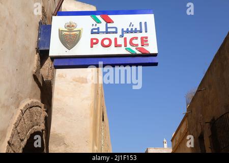 EL JADIDA, MAROCCO - 23 FEBBRAIO 2022: Stazione di polizia nella città di El Jadida, Marocco. El Jadida è un'importante destinazione turistica, dichiarata patrimonio dell'umanità dall'UNESCO Foto Stock