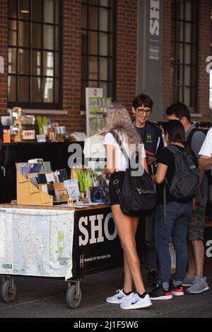 Scene estive dalle Highline di New York Foto Stock