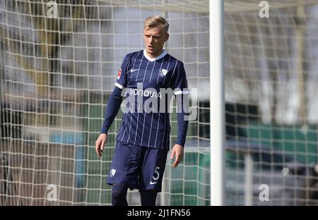 Bochum, Germania. 25th Mar, 2022. Primo : 25th marzo 2022, Fuvuball, 1st Bundesliga, stagione 2021/2022, Test match, VfL Bochum - Heracles Almelo Saulo DECARLI, Bochum, Half figure Credit: dpa/Alamy Live News Foto Stock