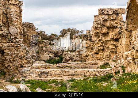 Rovine di Salamis a Yeni Boğaziçi, Repubblica Turca di Cipro del Nord (TRNC) Foto Stock