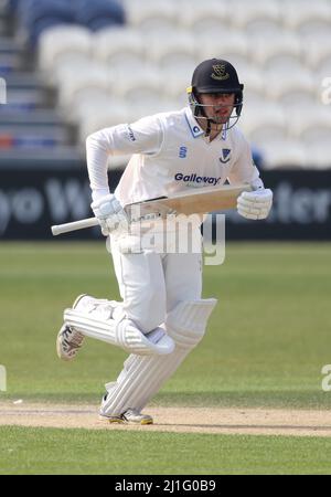 Hove, Regno Unito. 25th Mar 2022. Sussex's Jack Carson durante la partita amichevole di 3 giorni tra Sussex e Surrey al Central County Ground 1st di Hove. 25th Marzo 2022 Credit: James Boardman/Alamy Live News Foto Stock