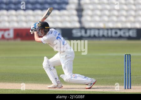 Hove, Regno Unito. 25th Mar 2022. Tom Clark di Sussex batte durante la partita amichevole di 3 giorni tra Sussex e Surrey al Central County Ground 1st di Hove. 25th Marzo 2022 Credit: James Boardman/Alamy Live News Foto Stock