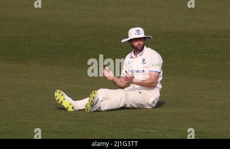 Hove, Regno Unito. 25th Mar 2022. Fynn Hudson-Prentice di Sussex durante la partita amichevole di 3 giorni tra Sussex e Surrey al Central County Ground 1st di Hove. 25th Marzo 2022 Credit: James Boardman/Alamy Live News Foto Stock