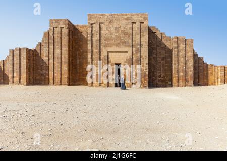 Ingresso al complesso funerario di Djoser a Saqqara Foto Stock