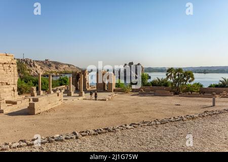 Il Tempio di Augusto e la porta di Diocleziano, Philae Foto Stock