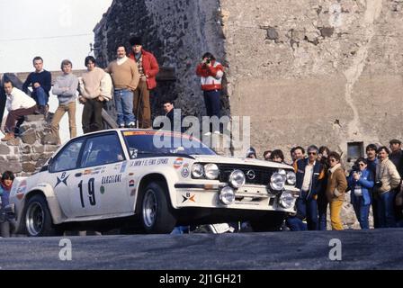 Salvador Servia (ESP) Jordi Sabater (ESP) Opel Ascona 400 GRB Rac Cataluna Conrero Tuning Foto Stock