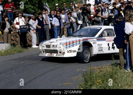 Attilio Bettega (ITA) Maurizio Perissinot (ITA) Lancia Rally 037 GRB Martini Racing Foto Stock
