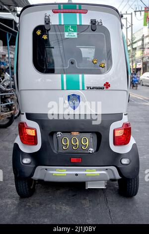 999 targa fortunata che è considerato un numero molto fortunato in Thailandia. Sud-est asiatico Foto Stock