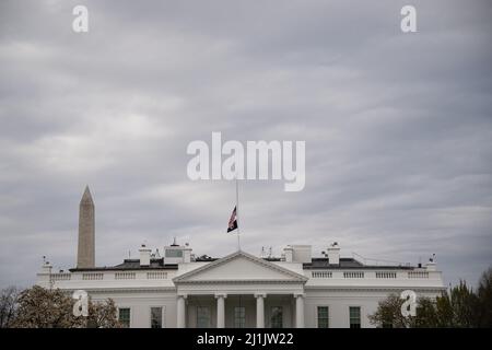 Washington, Stati Uniti. 26th Mar 2022. Una visione generale della Casa Bianca, a Washington, DC, sabato 26 marzo, 2022. (Graeme Sloan/Sipa USA) Credit: Sipa USA/Alamy Live News Foto Stock