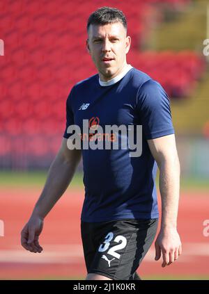 GATESHEAD, REGNO UNITO. MAR 26th Carl Magney di Gateshead durante la partita della Vanarama National League North tra Gateshead e Bradford Park Avenue al Gateshead International Stadium di Gateshead sabato 26th marzo 2022. (Credit: Michael driver | MI News) Credit: MI News & Sport /Alamy Live News Foto Stock