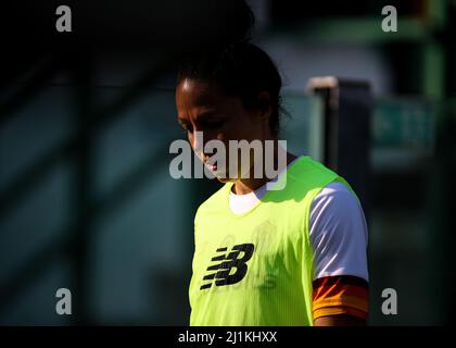 Sassuolo, Europa. 25th Mar 2022. Vanessa Bernauer (5 AS Roma) in azione durante la Serie un gioco Femminile tra Sassuolo e Roma allo Stadio Enzo Ricci di Sassuolo, Italia Michele Finessi/SPP Credit: SPP Sport Press Photo. /Alamy Live News Foto Stock