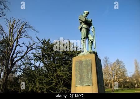 Il Boer War Memorial a Christchurch Park a Ipswich, Regno Unito Foto Stock