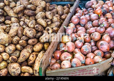 Mercato vegetale a Çatalköy, Repubblica turca di Cipro del Nord (TRNC) Foto Stock