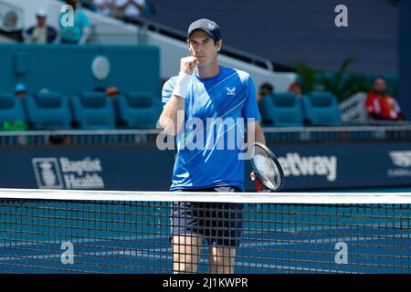 Miami Gardens, Florida, Stati Uniti. 26th Mar 2022. Daniil Medvedev di Russia sconfigge Andy Murray di Gran Bretagna durante il giorno 6 del Miami Open all'Hard Rock Stadium il 26 marzo 2022 a Miami Gardens, Florida. Persone: Credit: Hoo Me/Media Punch/Alamy Live News Foto Stock