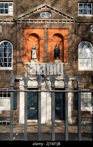 St John of Wapping vecchia scuola, docklands, est di londra, inghilterra Foto Stock