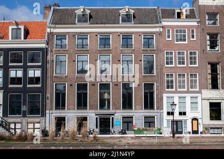 Canal Houses al Nieuwe Herengracht ad Amsterdam Paesi Bassi 21-3-2022 Foto Stock