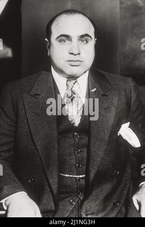 Criminale americano al Capone (1899 - 1947). Il massacro di San Valentino ha cementato il suo controllo sugli underworld di Chicago. Foto Stock