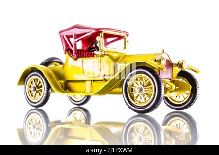 Matchbox modelli di Yesteryear Y-6 Cadillac 1913 (sfondo bianco) Foto Stock