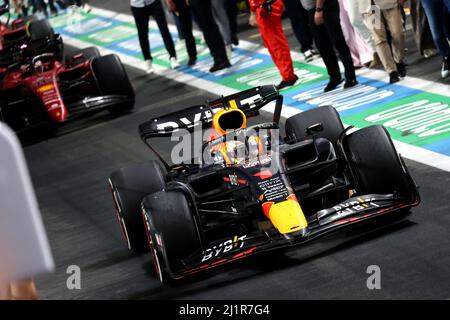 Jeddah, Arabia Saudita. 27th Mar 2022. Alpine F1 Team in griglia. 27.03.2022. Formula 1 World Championship, Rd 2, Gran Premio dell'Arabia Saudita, Jeddah, Arabia Saudita, Race Day. Il credito fotografico dovrebbe essere: XPB/Press Association Images. Credit: XPB Images Ltd/Alamy Live News Foto Stock