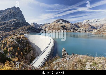 Diga di Emosson in autunno, Vallese (Wallis), Svizzera Foto Stock