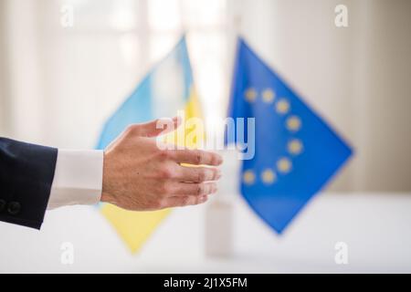 Ucraina in attesa di inclusione nell'Unione europea, concetto. Foto Stock