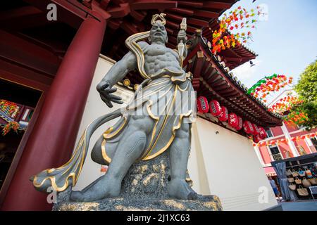 Singapore City, Singapore-Settembre 08,2021: Il Tempio Relico del dente di Buddha e' un complesso di templi e musei situato nel quartiere Chinatown di Singapore. Foto Stock