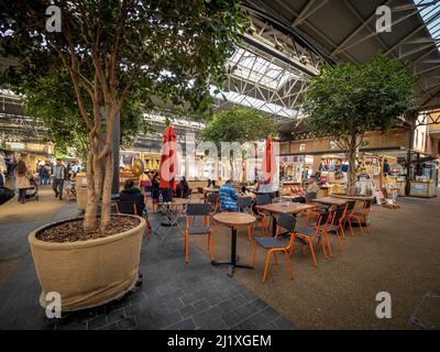 Le cucine, una collezione di ristoranti situati nel mercato di Spitalfields. Londra. Foto Stock