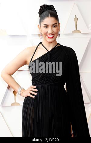 LOS ANGELES - MAR 27: Stephanie Beatriz al 94th Academy Awards al Dolby Theatre il 27 marzo 2022 a Los Angeles, CA Foto Stock