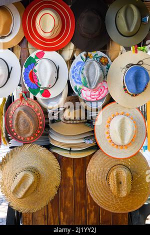 Cappelli in vendita, Valladolid, Messico Foto Stock