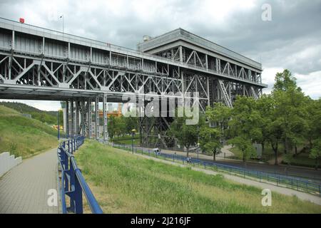 Ascensore per imbarcazioni a Niederfinow, Brandeburgo, Germania Foto Stock