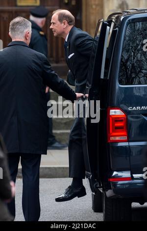 Londra, Regno Unito. 29 marzo 2022. Il Principe Edoardo arriva all'Abbazia di Westminster per il servizio del Ringraziamento per la vita del Principe Filippo, Duca di Edimburgo. Credit: Stephen Chung / Alamy Live News Foto Stock