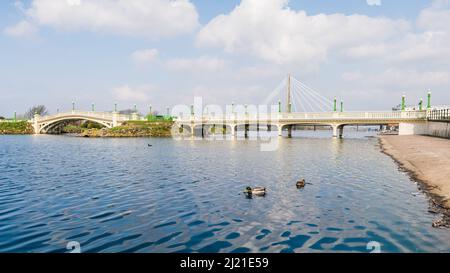 Un panorama multi immagine di Southport Marina visto in una giornata di sole nel marzo 2022. Foto Stock