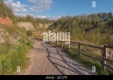 Percorso per la fossa di calce lieth, geotopo nazionale, Germania, Schleswig-Holstein Foto Stock