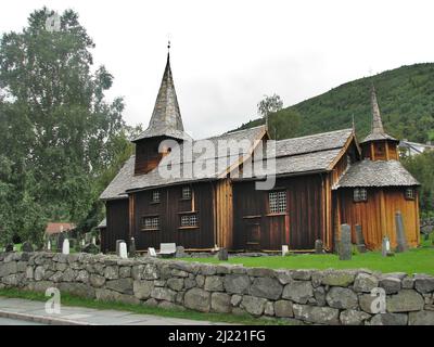 Colpo della chiesa di Hol gamle kirke a Holet, Norvegia Foto Stock