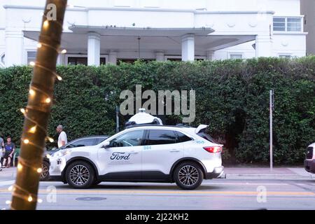Un prototipo auto Ford auto a Miami visto su Collins Avenue, Foto Stock