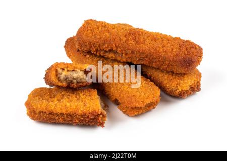 Pesce fritto su sfondo bianco. Primo piano. Foto Stock