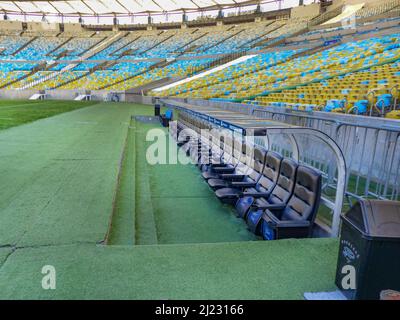 Rio de Janeiro, Brasile - 3 agosto 2015: Le persone apprezzano la visita allo stadio Maracana di Rio. È lo stadio più grande del mondo. Foto Stock