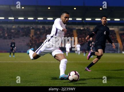 Cameron Archer in azione in Inghilterra durante la partita Under 20 Elite League al JobServe Community Stadium di Colchester. Data foto: Martedì 29 marzo 2022. Foto Stock