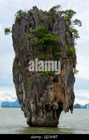 The Rocks Khao Phing Kan sull'isola di James Bond in Thailandia Foto Stock