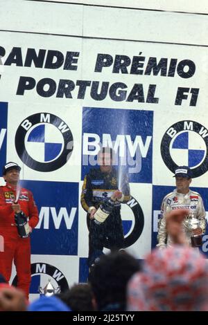 Ayrton Senna da Silva (BRA) Lotus 97T Renault 1st posizione festeggia il podio Foto Stock